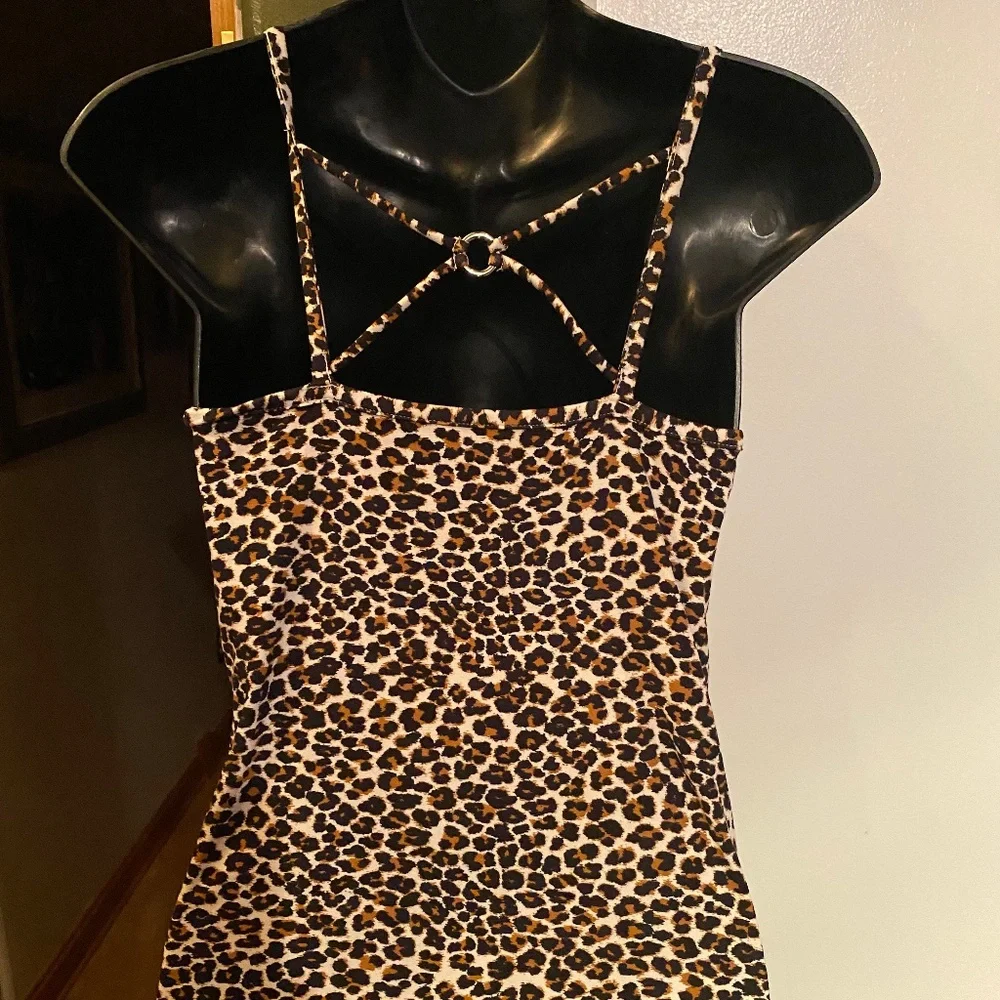 Top - Picture 3 of 4